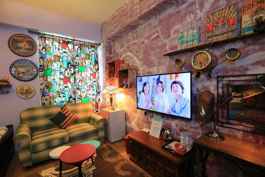 Bearbear Homestay Hualien Buitenkant foto